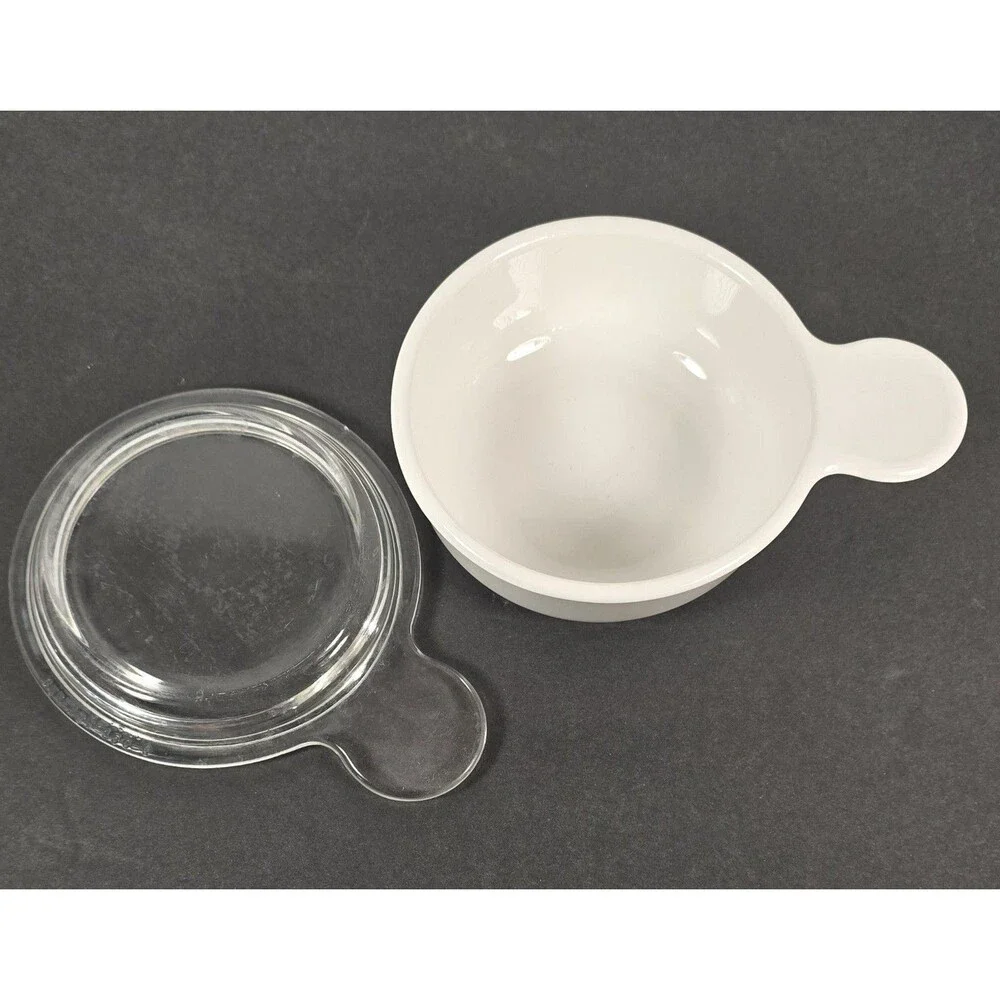 Set of 3 Corning Pyrex White Grab It Bowls One With Glass Lid P-150-B